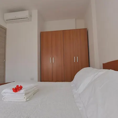 Isola Bella - Costa Apartment Mogoro